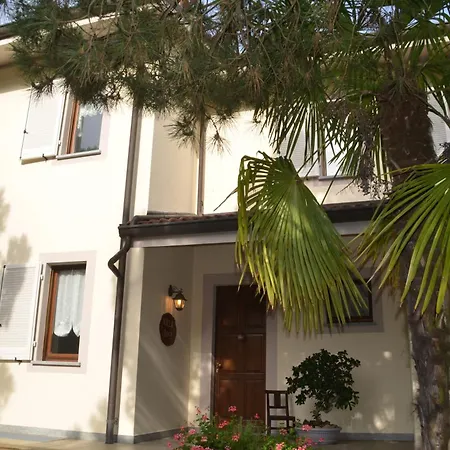 Patrizia * モンカルヴォ